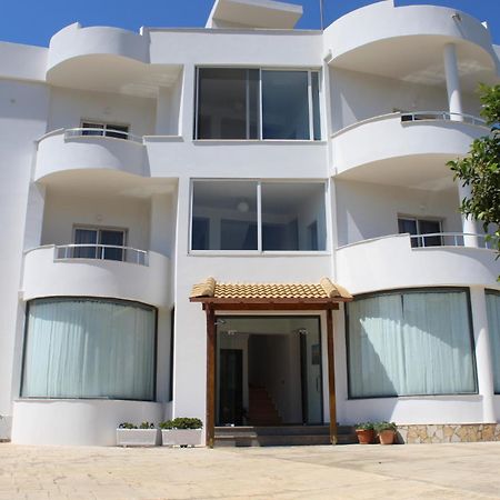 Seli'S Villa Ksamil Bagian luar foto
