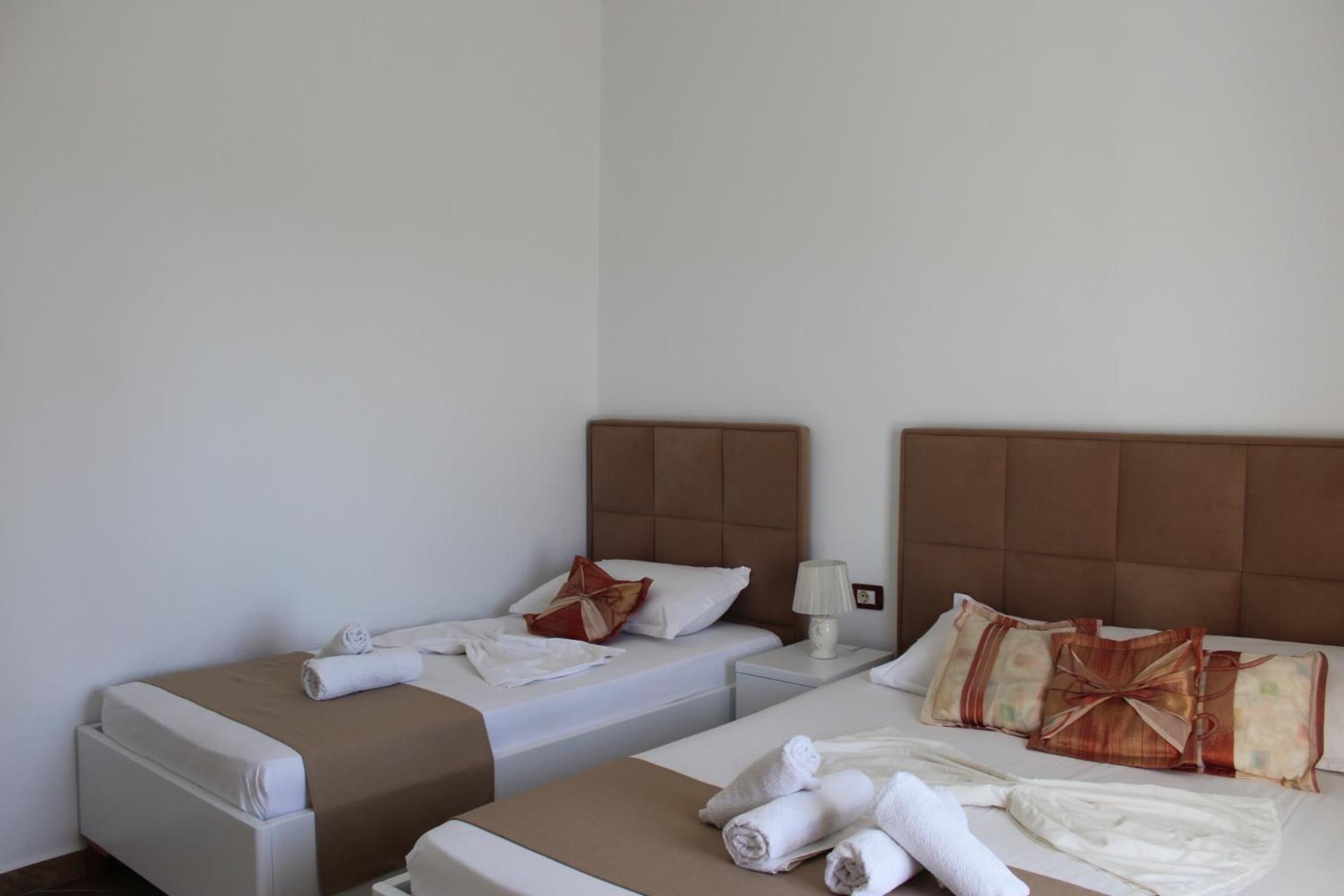 Seli'S Villa Ksamil Bagian luar foto