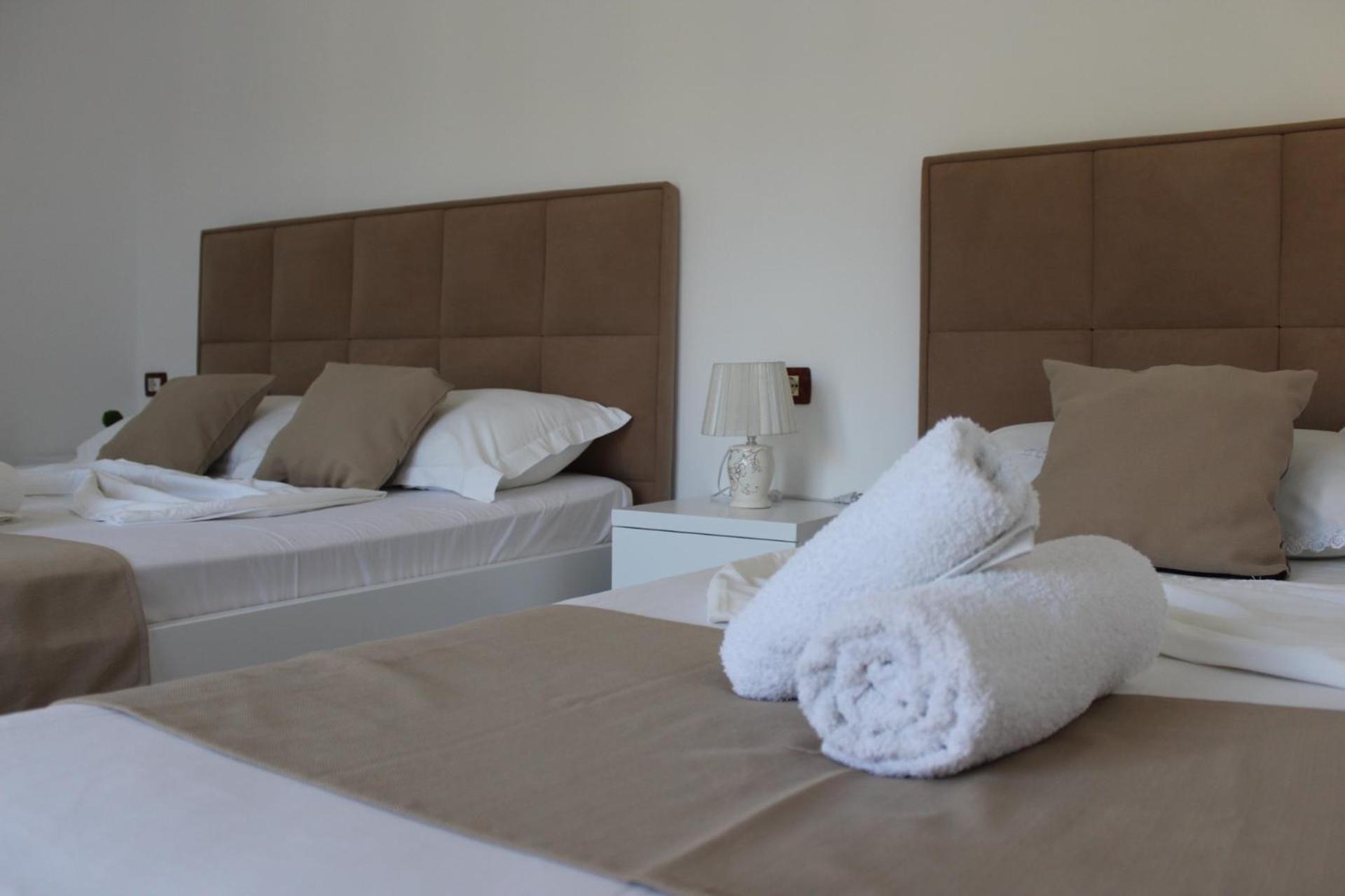 Seli'S Villa Ksamil Bagian luar foto