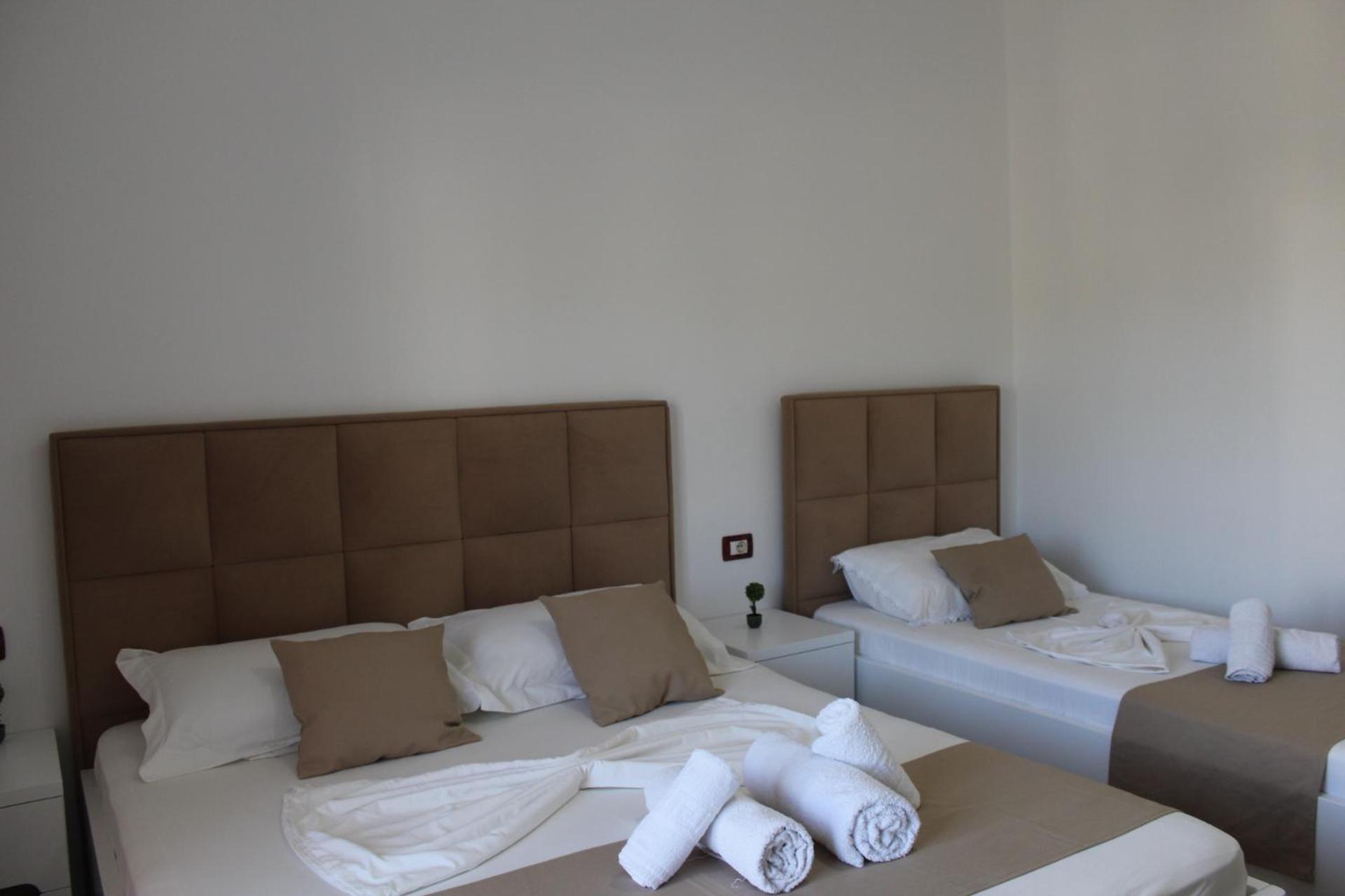Seli'S Villa Ksamil Bagian luar foto