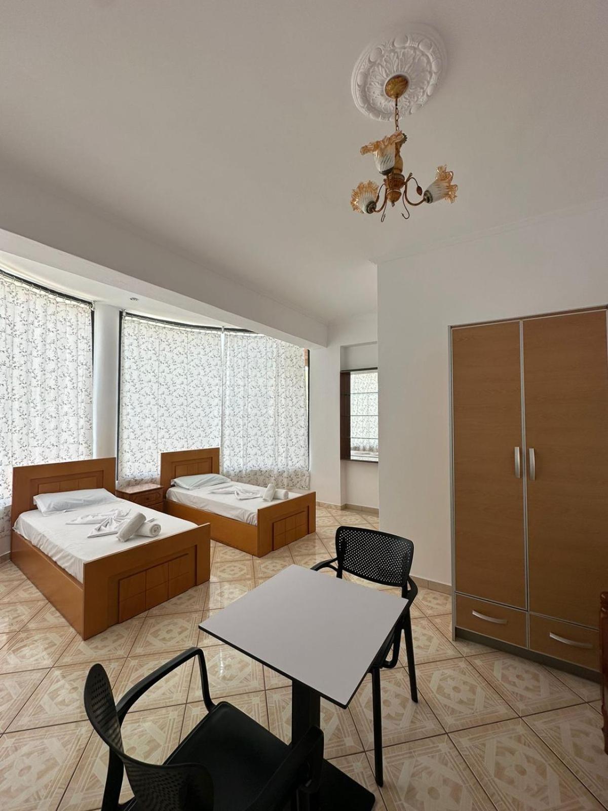 Seli'S Villa Ksamil Bagian luar foto