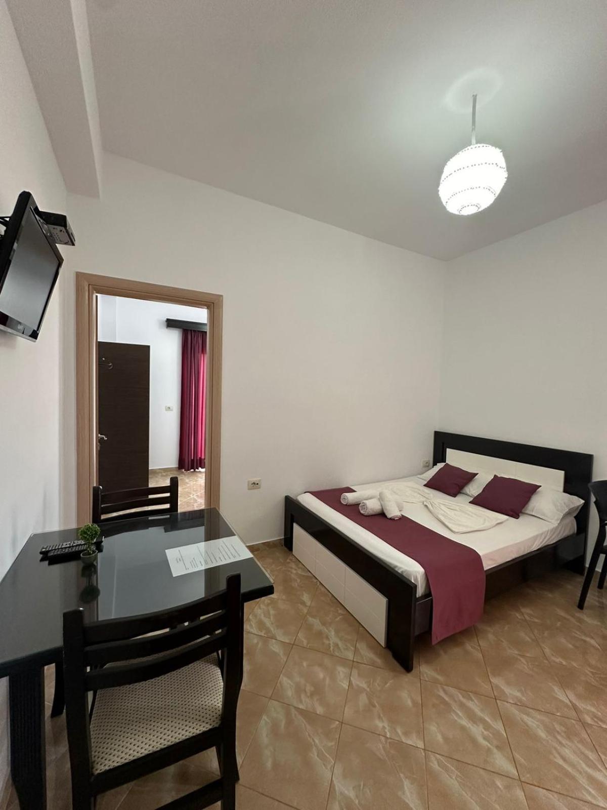 Seli'S Villa Ksamil Bagian luar foto