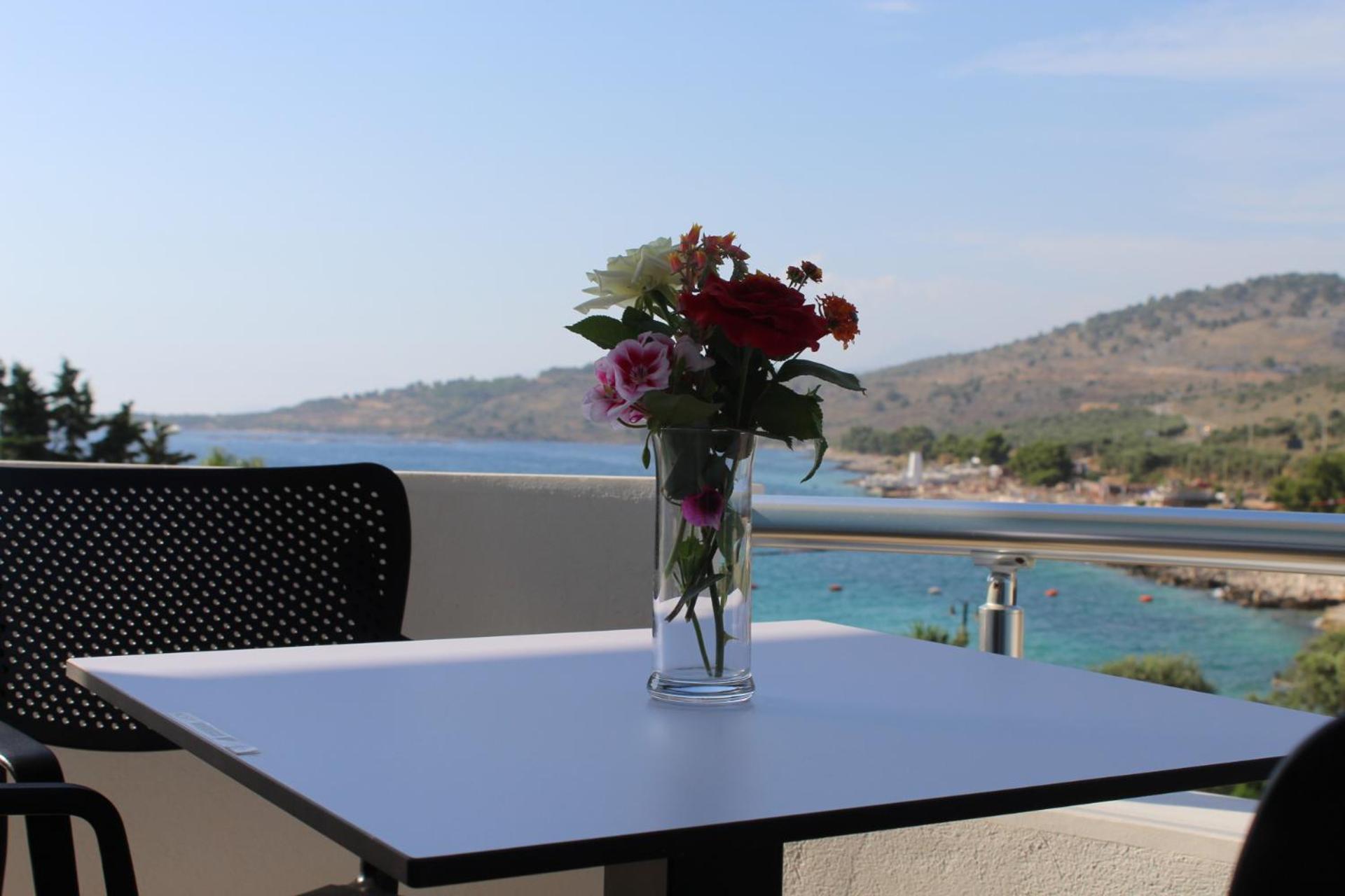Seli'S Villa Ksamil Bagian luar foto